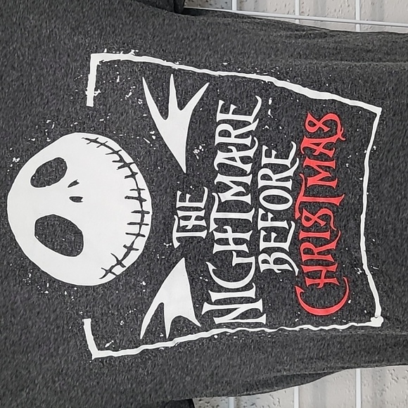 Disney's Nightmare Before Christmas T-shirt Size M - Picture 2 of 4
